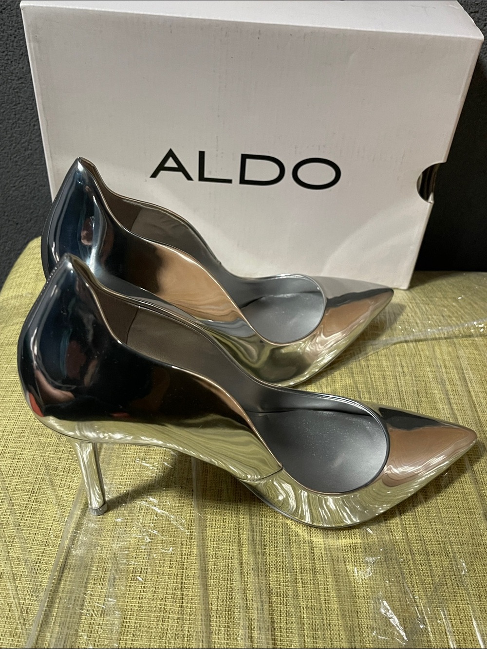 Aldo Metallic Silver Pointed Toe Stiletto Pumps - Picture 8 of 11